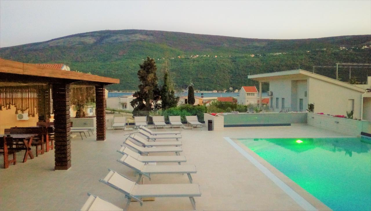 Apartment Sun Village Goran Herceg Novi Exterior photo