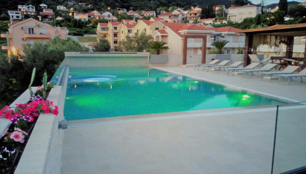 Apartment Sun Village Goran Herceg Novi Exterior photo